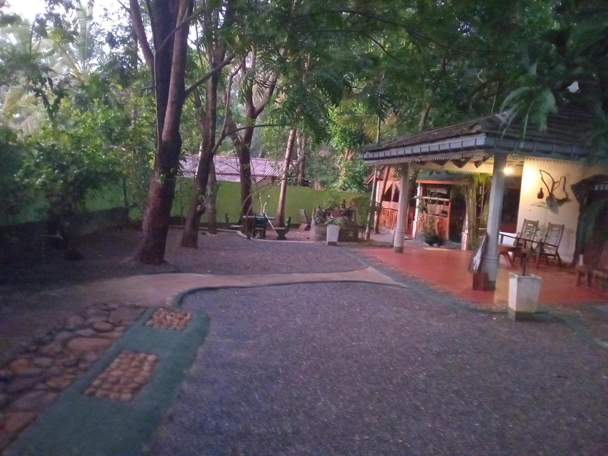 Green Park Safari House & Eco Tree House Udawalawe Luaran gambar